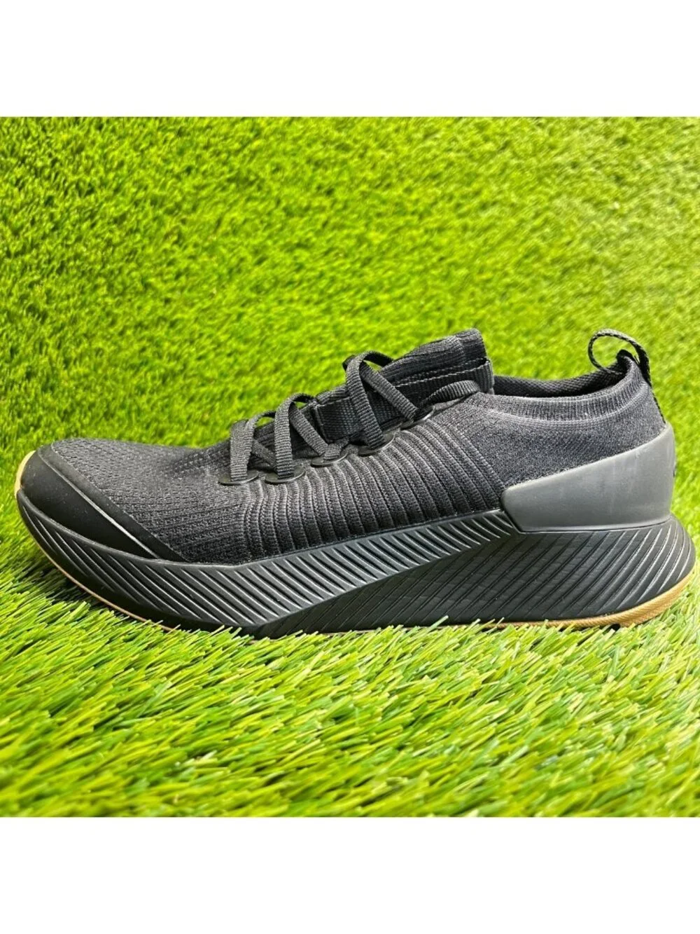 Allbirds Tree Glider Womens Size 8.5 Black Gum Athletic Running Shoes Sneakers